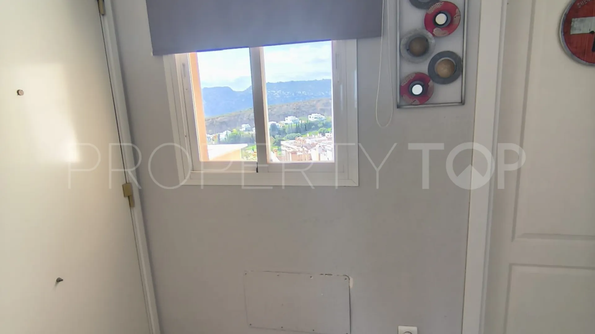 Apartamento de 3 dormitorios a la venta en Doña Julia