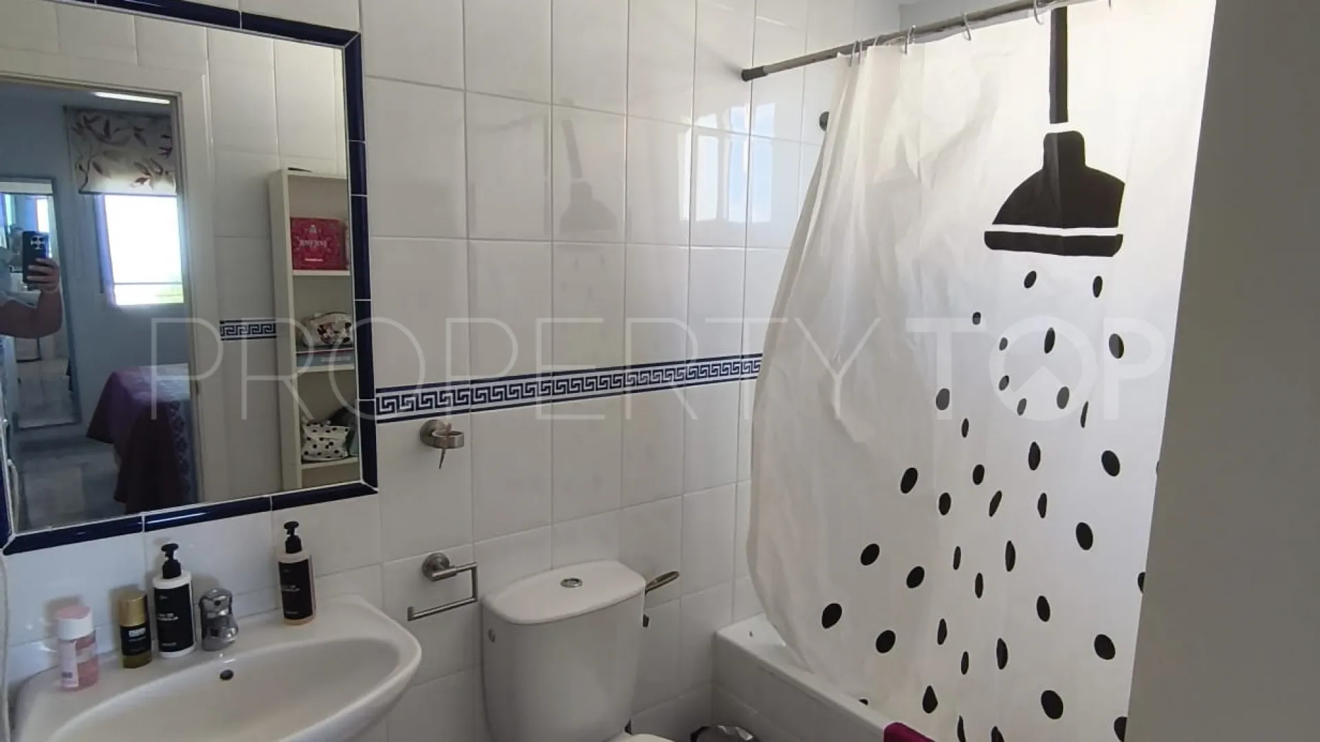Apartamento de 3 dormitorios a la venta en Doña Julia
