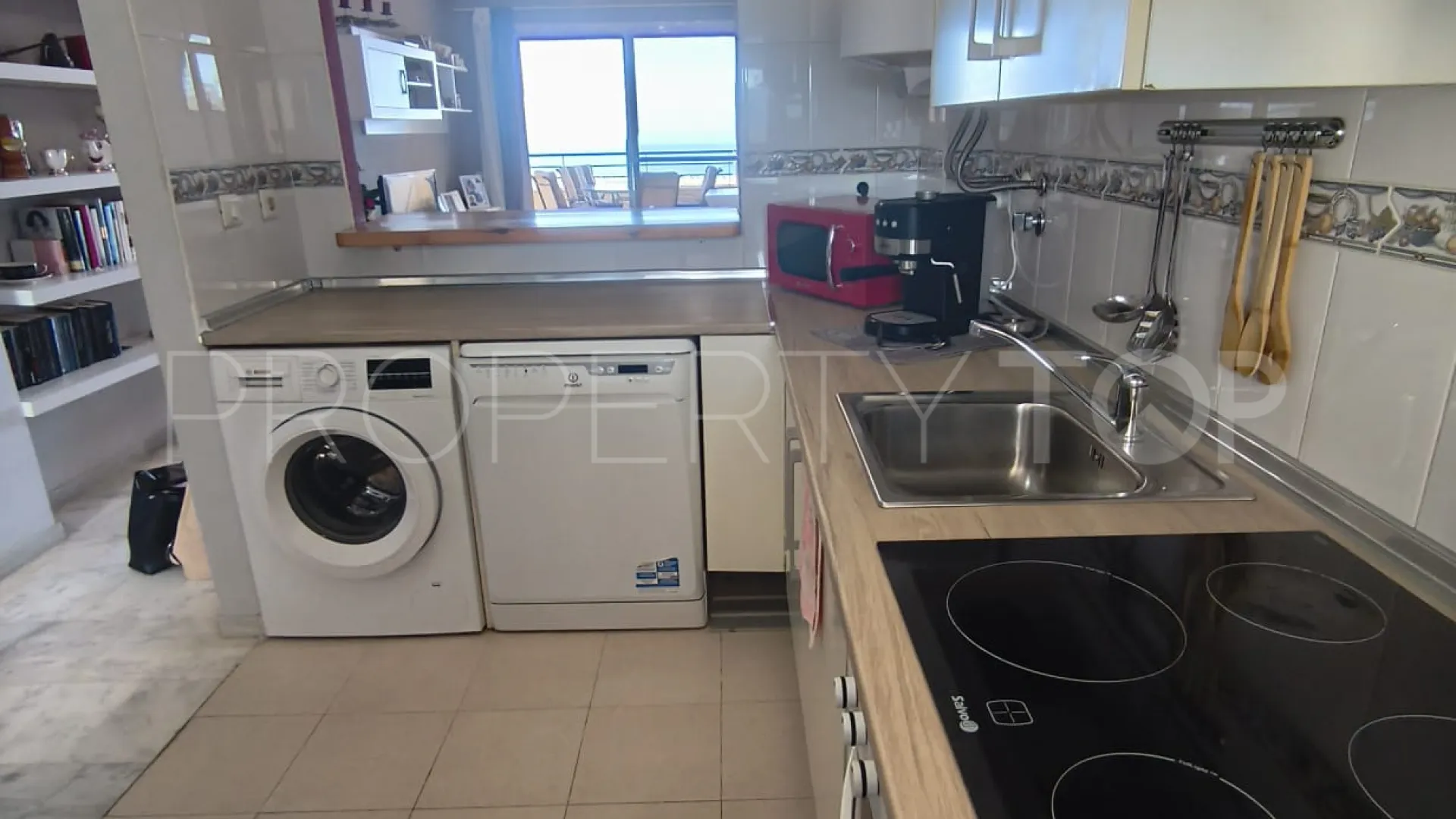 Apartamento de 3 dormitorios a la venta en Doña Julia