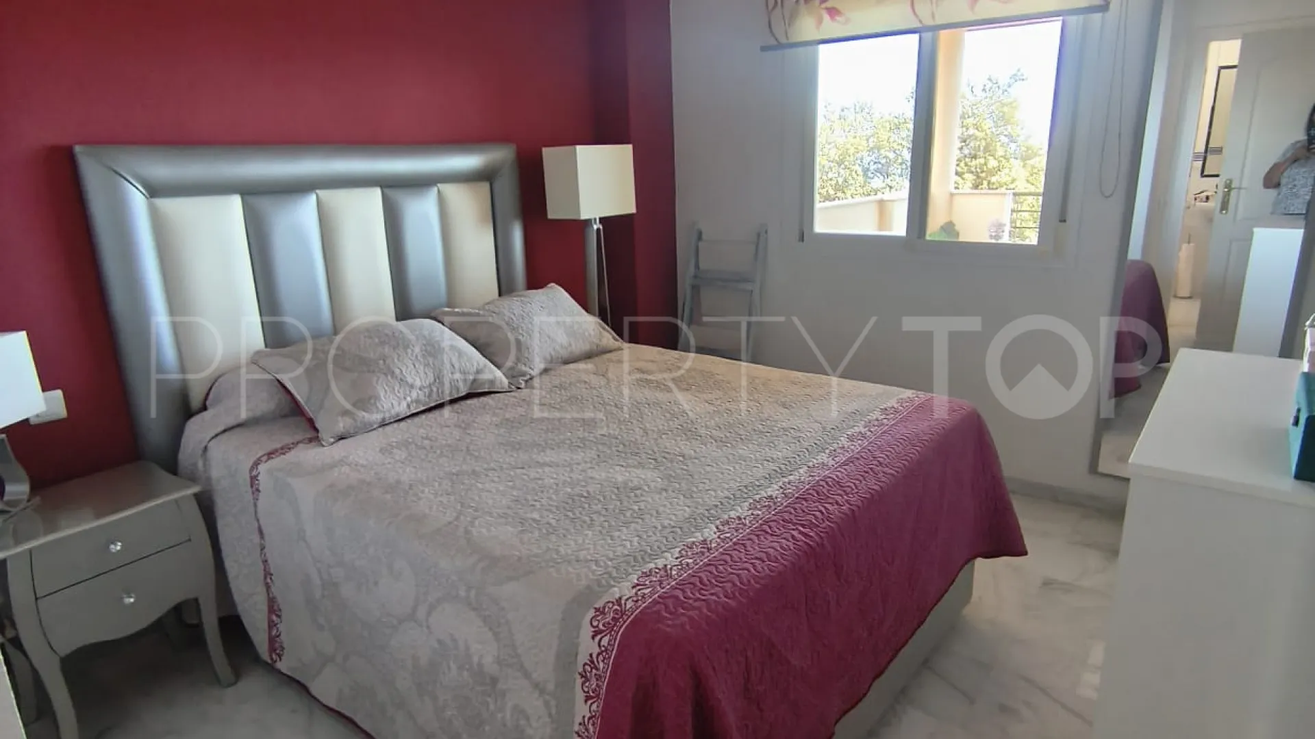 Apartamento de 3 dormitorios a la venta en Doña Julia