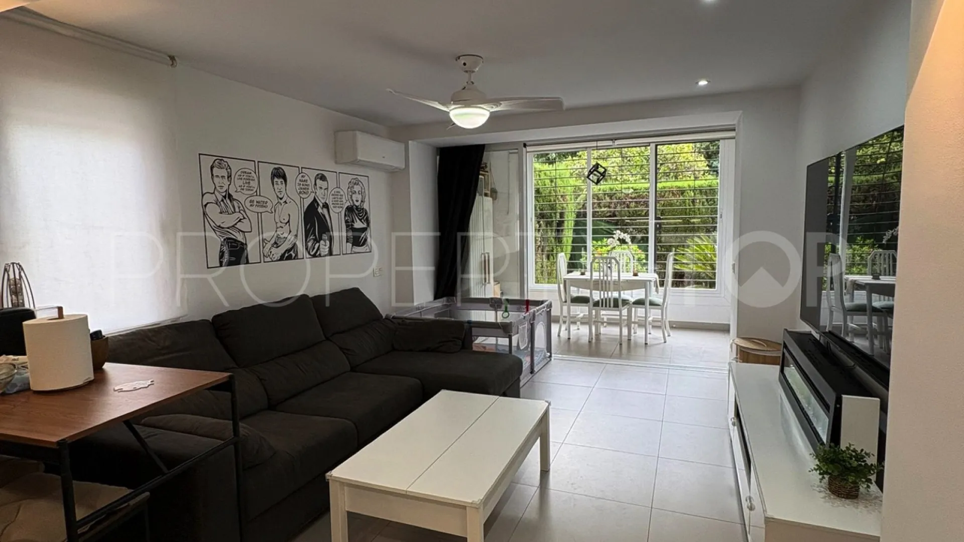 Comprar apartamento planta baja en Marbella Centro con 2 dormitorios