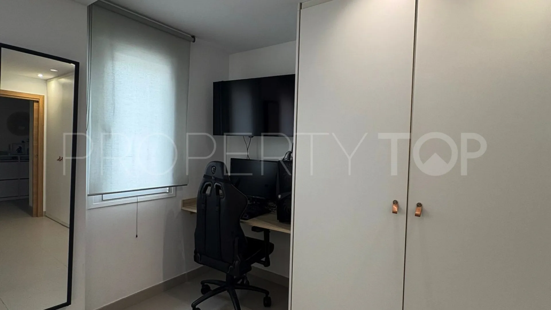 Comprar apartamento planta baja en Marbella Centro con 2 dormitorios