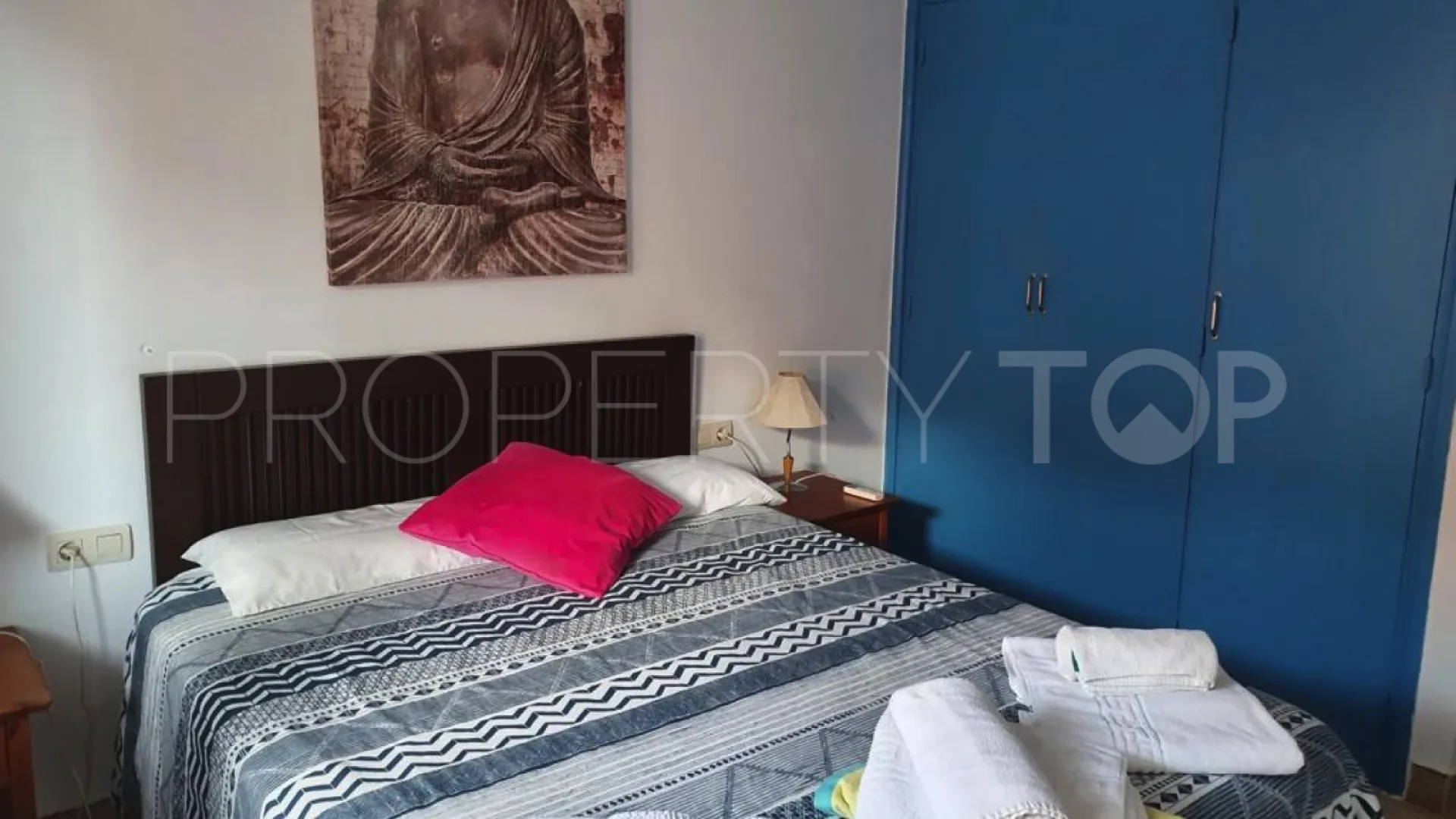 Se vende apartamento en Ricardo Soriano de 3 dormitorios