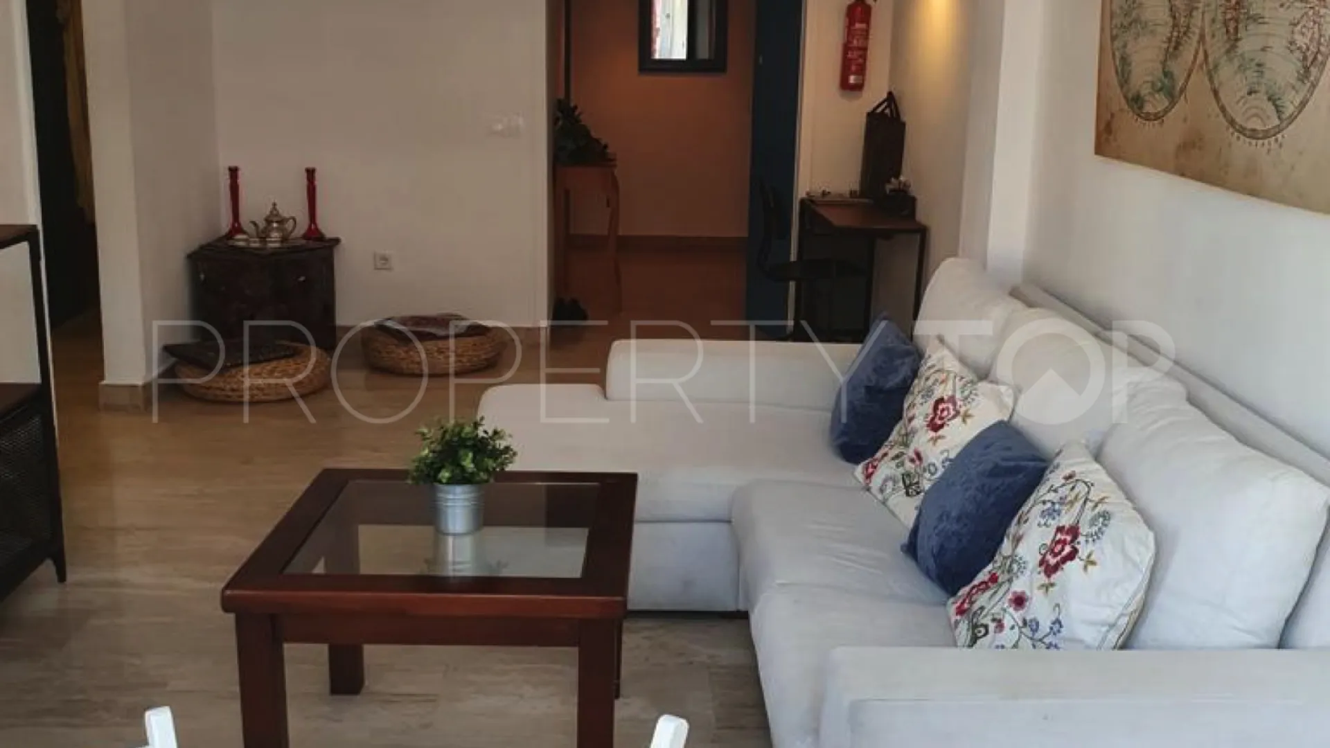 Se vende apartamento en Ricardo Soriano de 3 dormitorios
