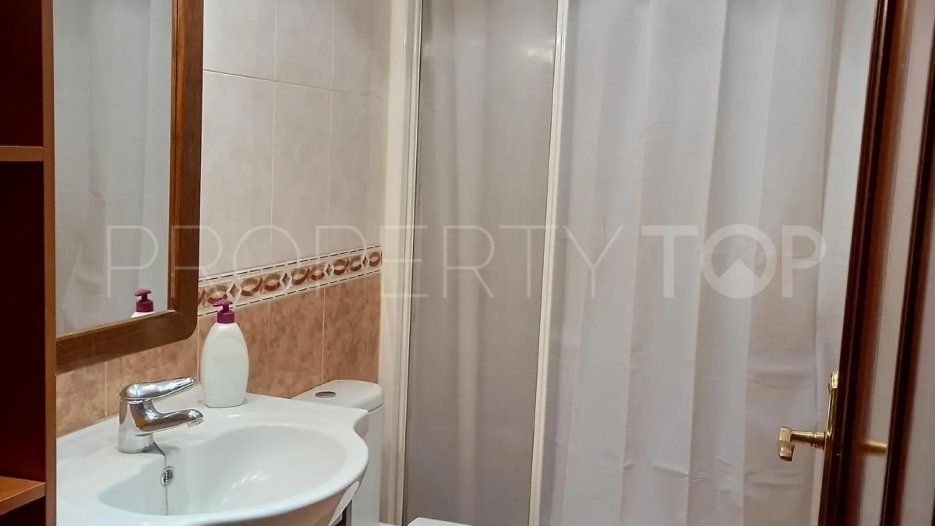 Adosado a la venta en Punta Plata con 3 dormitorios