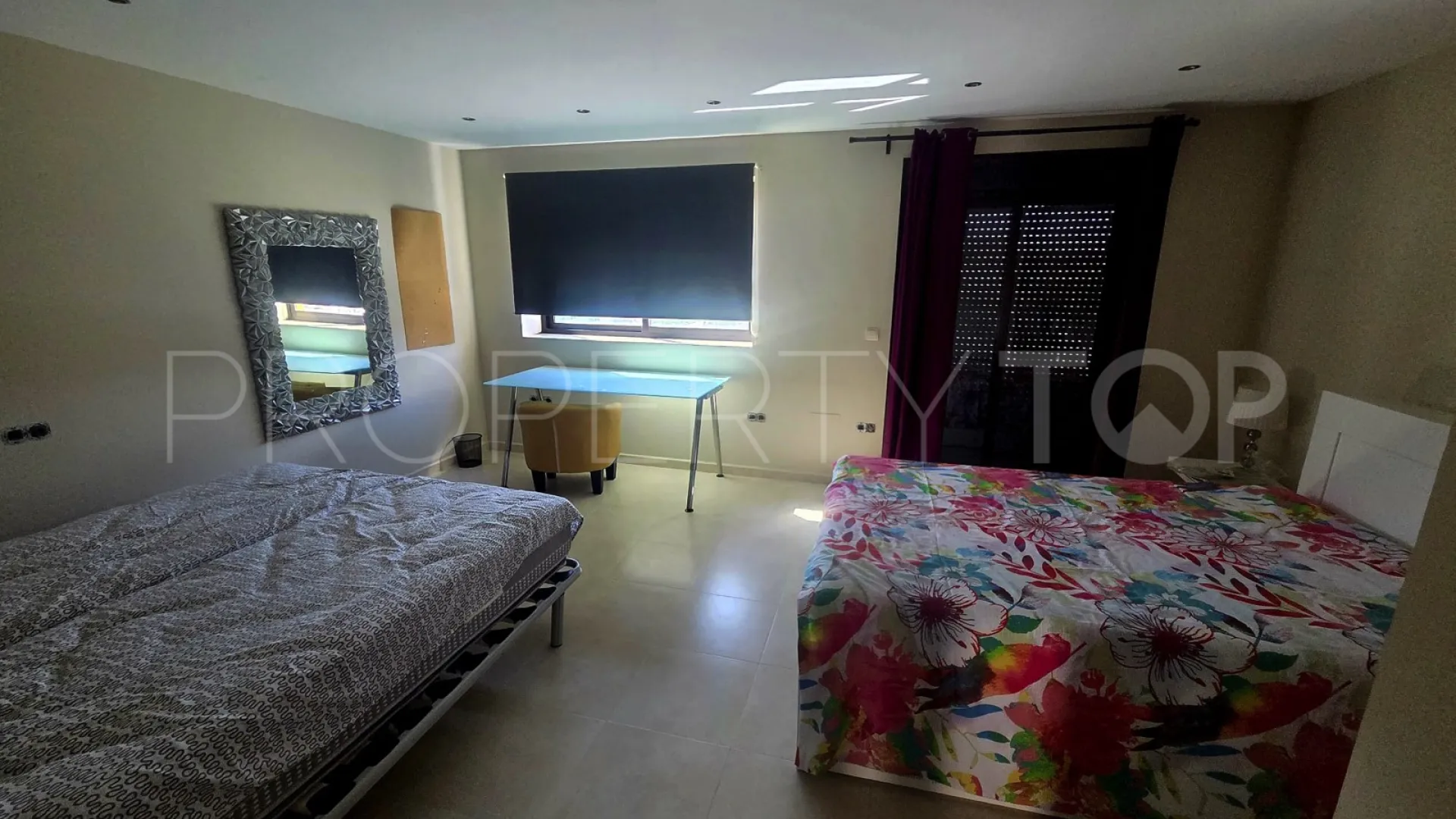 Se vende pareado de 3 dormitorios en Calvario