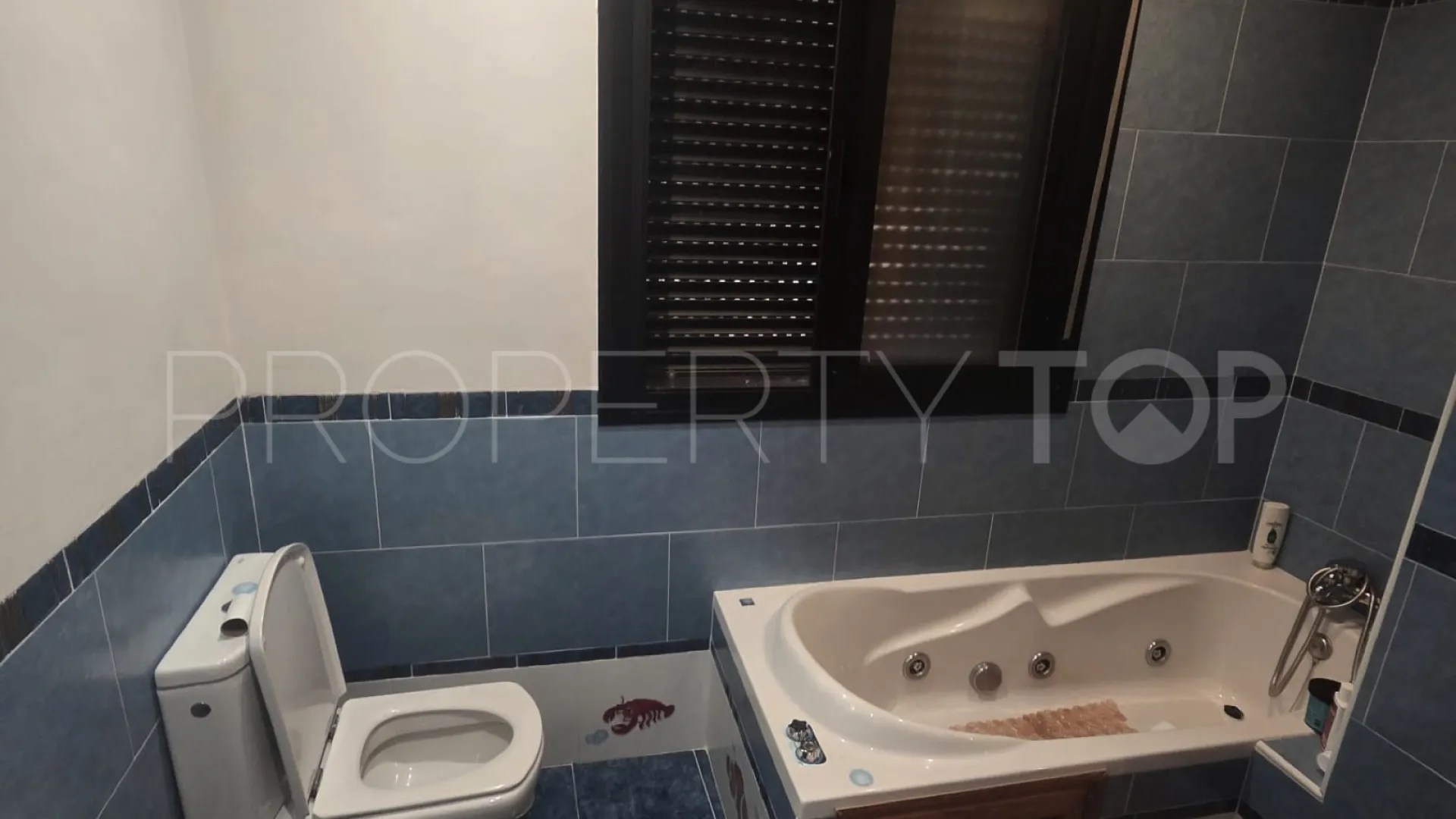 Se vende pareado de 3 dormitorios en Calvario