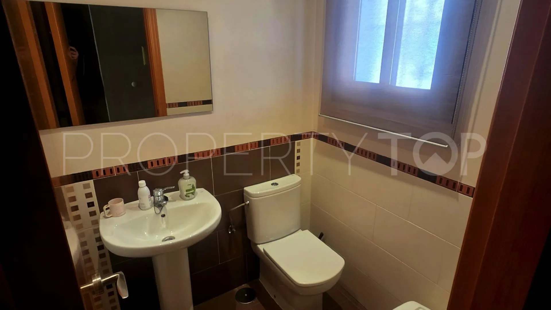Se vende pareado de 3 dormitorios en Calvario