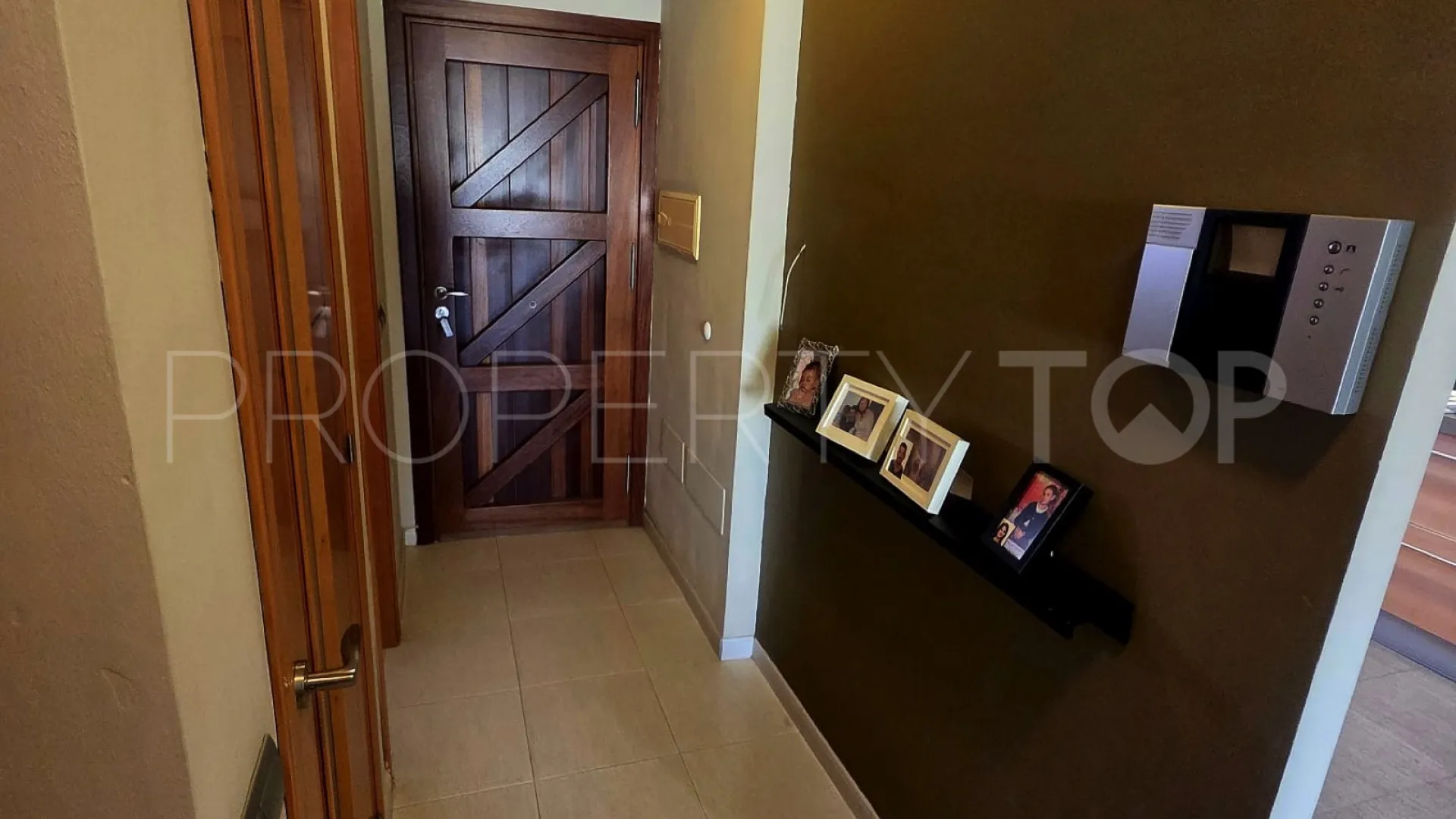 Se vende pareado de 3 dormitorios en Calvario