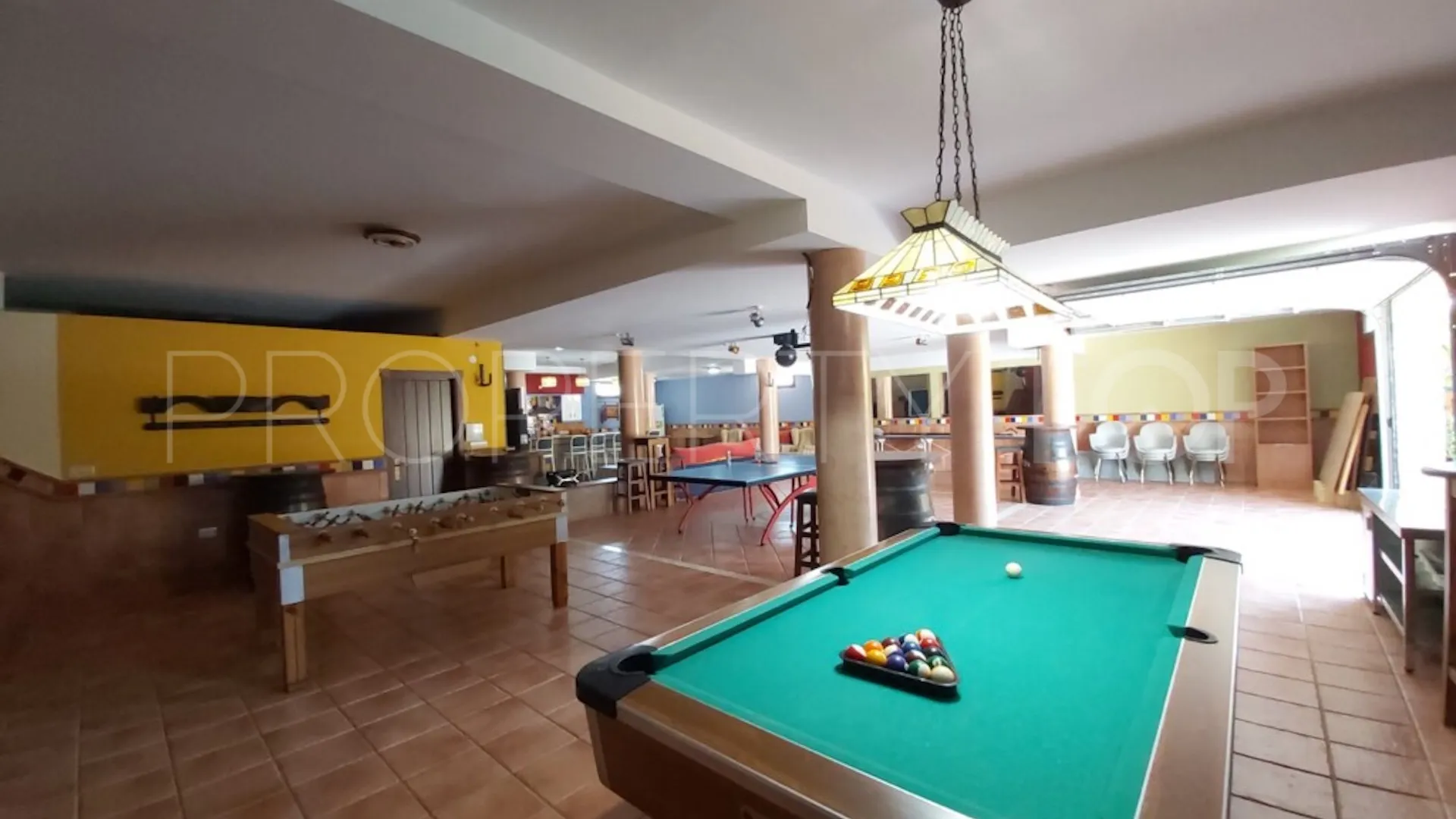 For sale villa with 6 bedrooms in Guadalobon