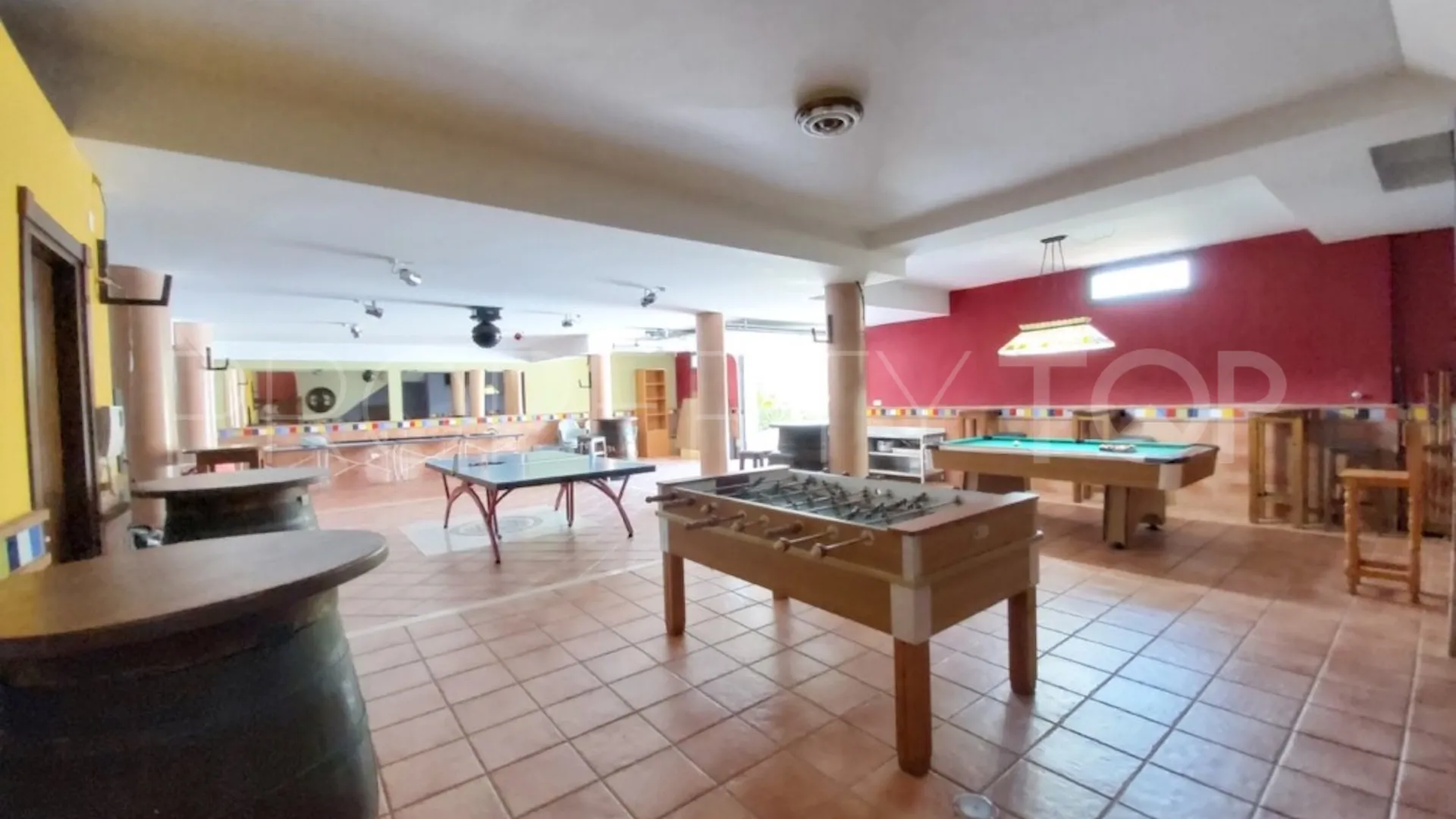For sale villa with 6 bedrooms in Guadalobon