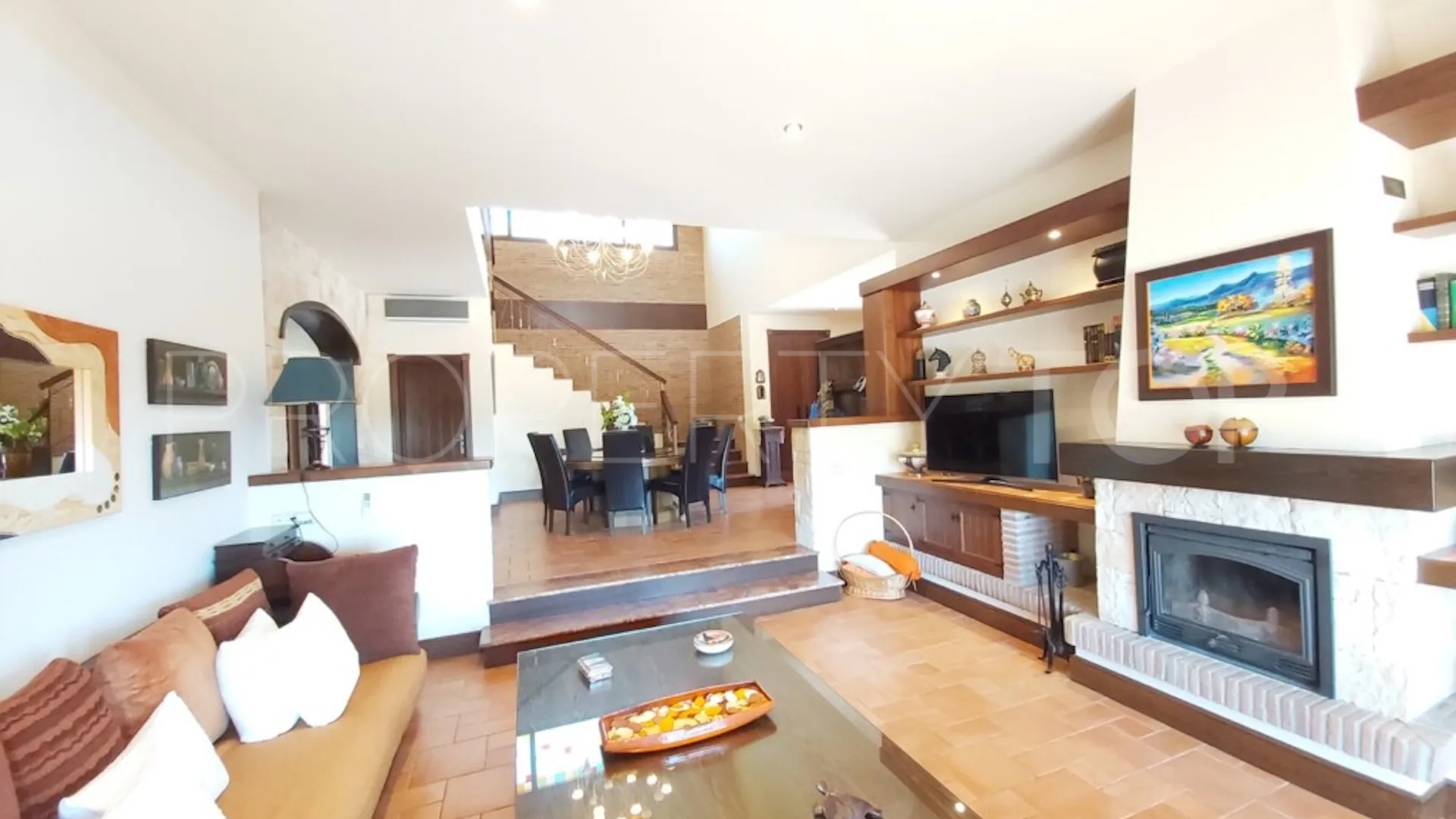 For sale villa with 6 bedrooms in Guadalobon
