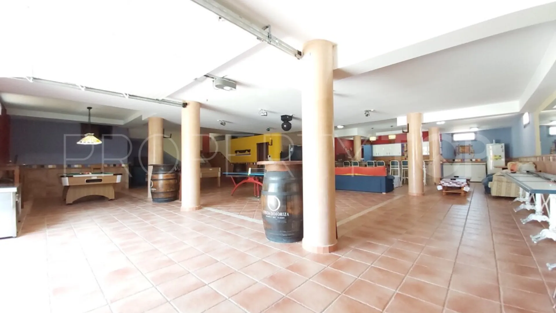 For sale villa with 6 bedrooms in Guadalobon