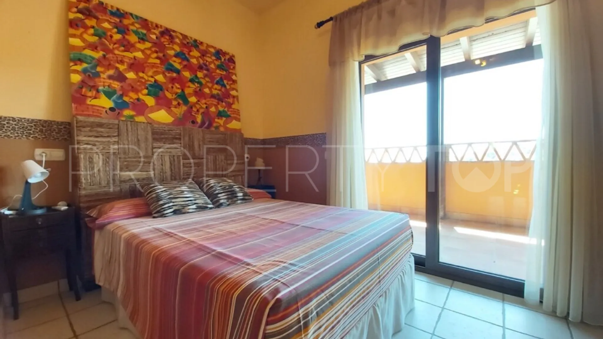 For sale villa with 6 bedrooms in Guadalobon