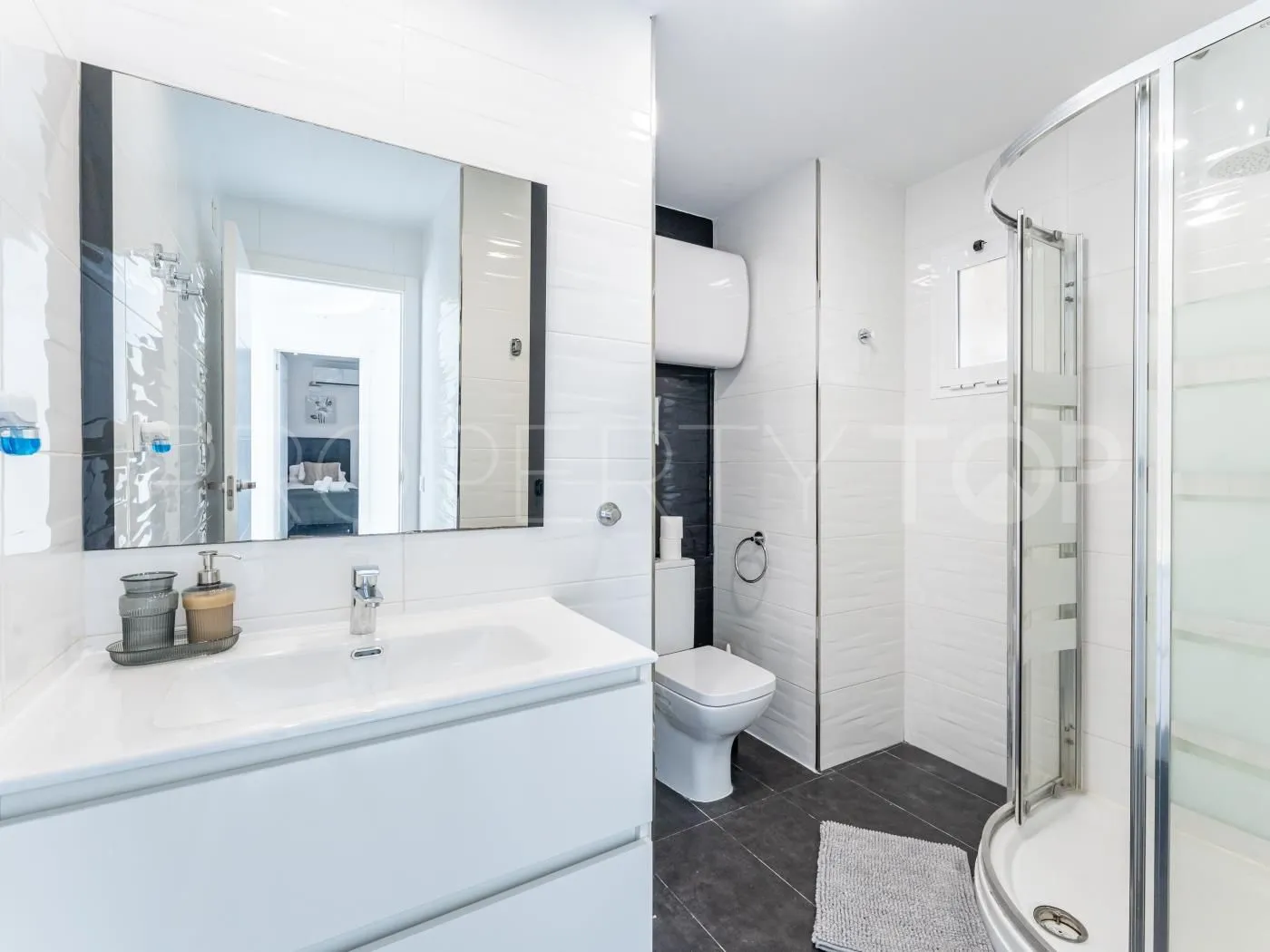 Apartamento en venta en La Perla