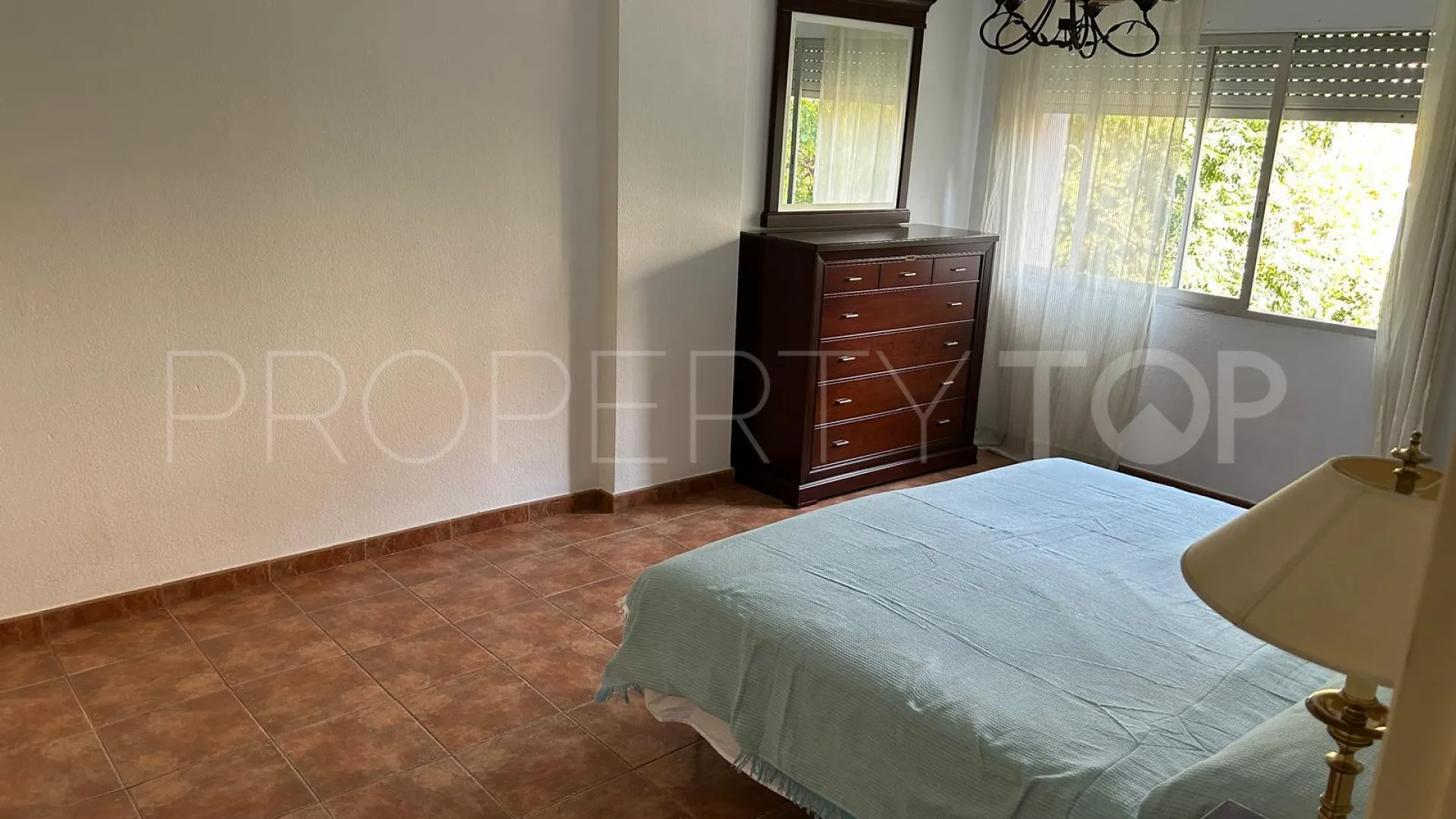 For sale apartment in Marbella with 3 bedrooms