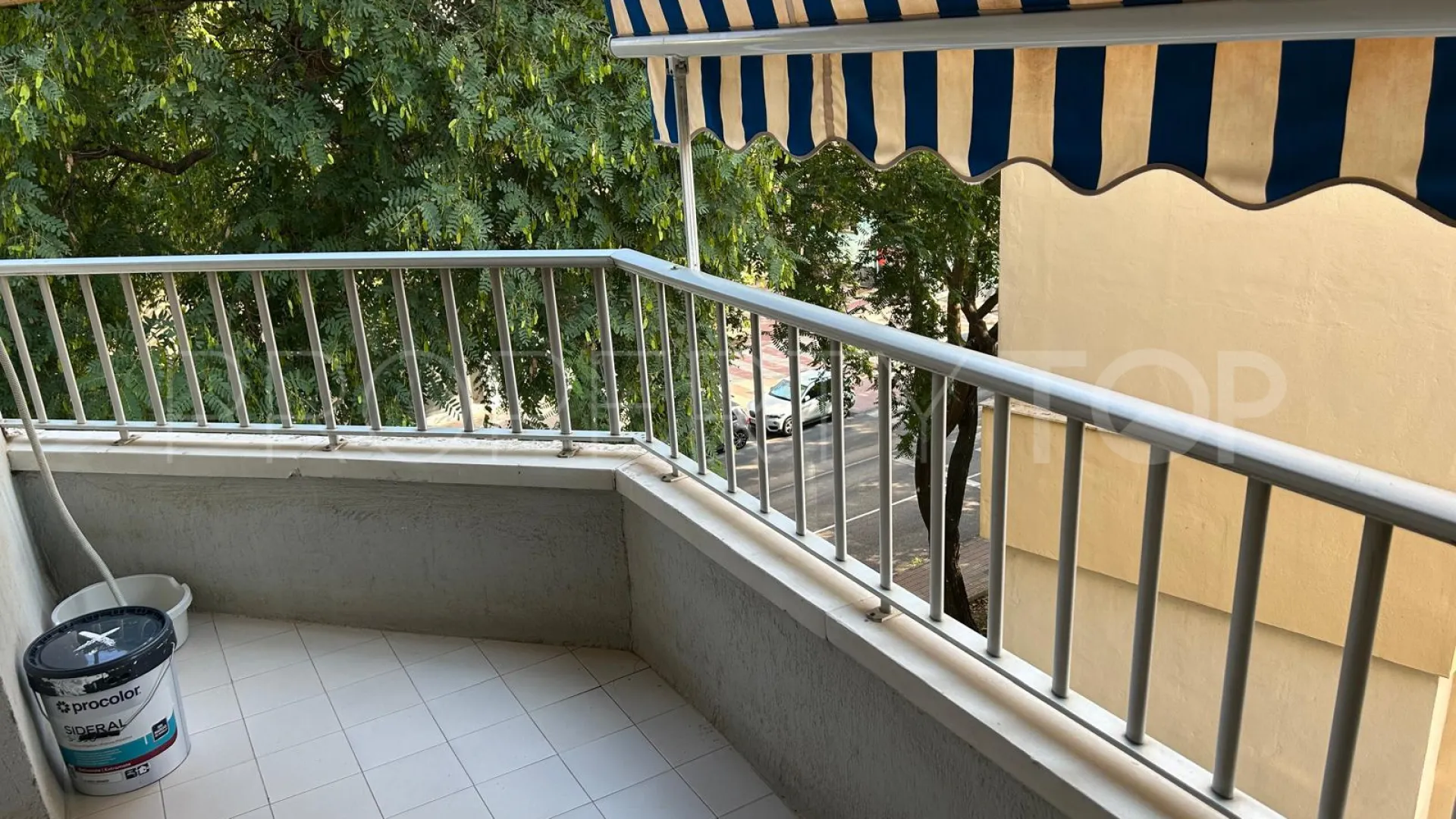 For sale apartment in Marbella with 3 bedrooms