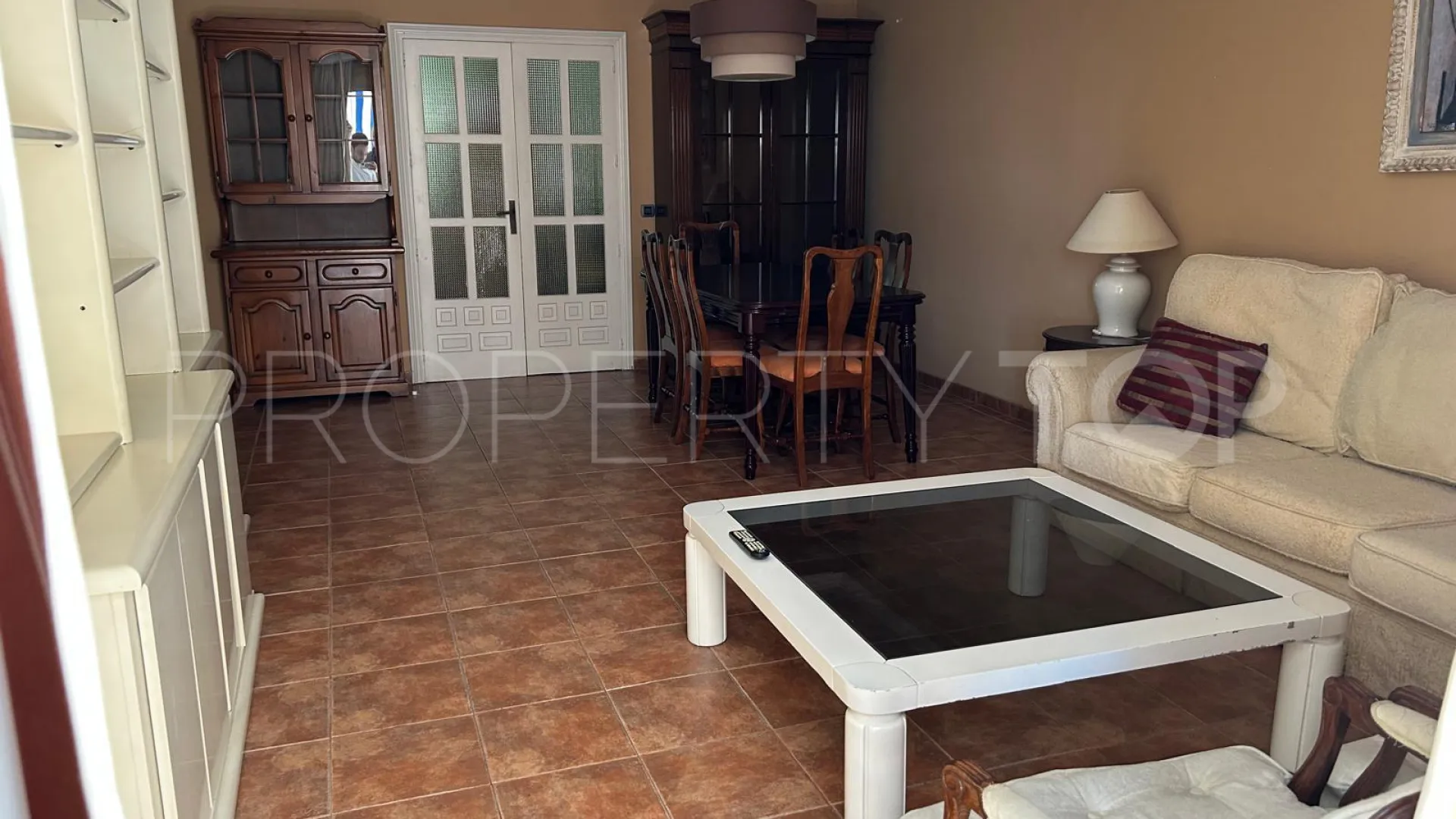 For sale apartment in Marbella with 3 bedrooms