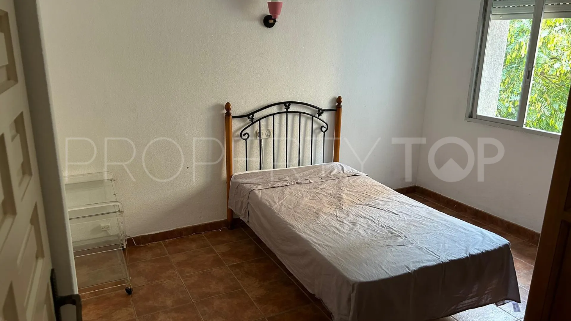 For sale apartment in Marbella with 3 bedrooms