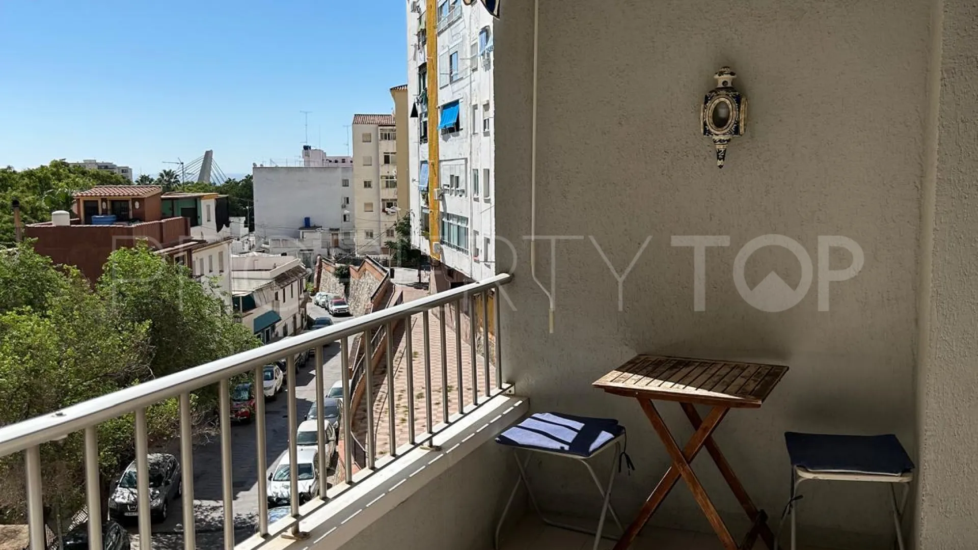 For sale apartment in Marbella with 3 bedrooms