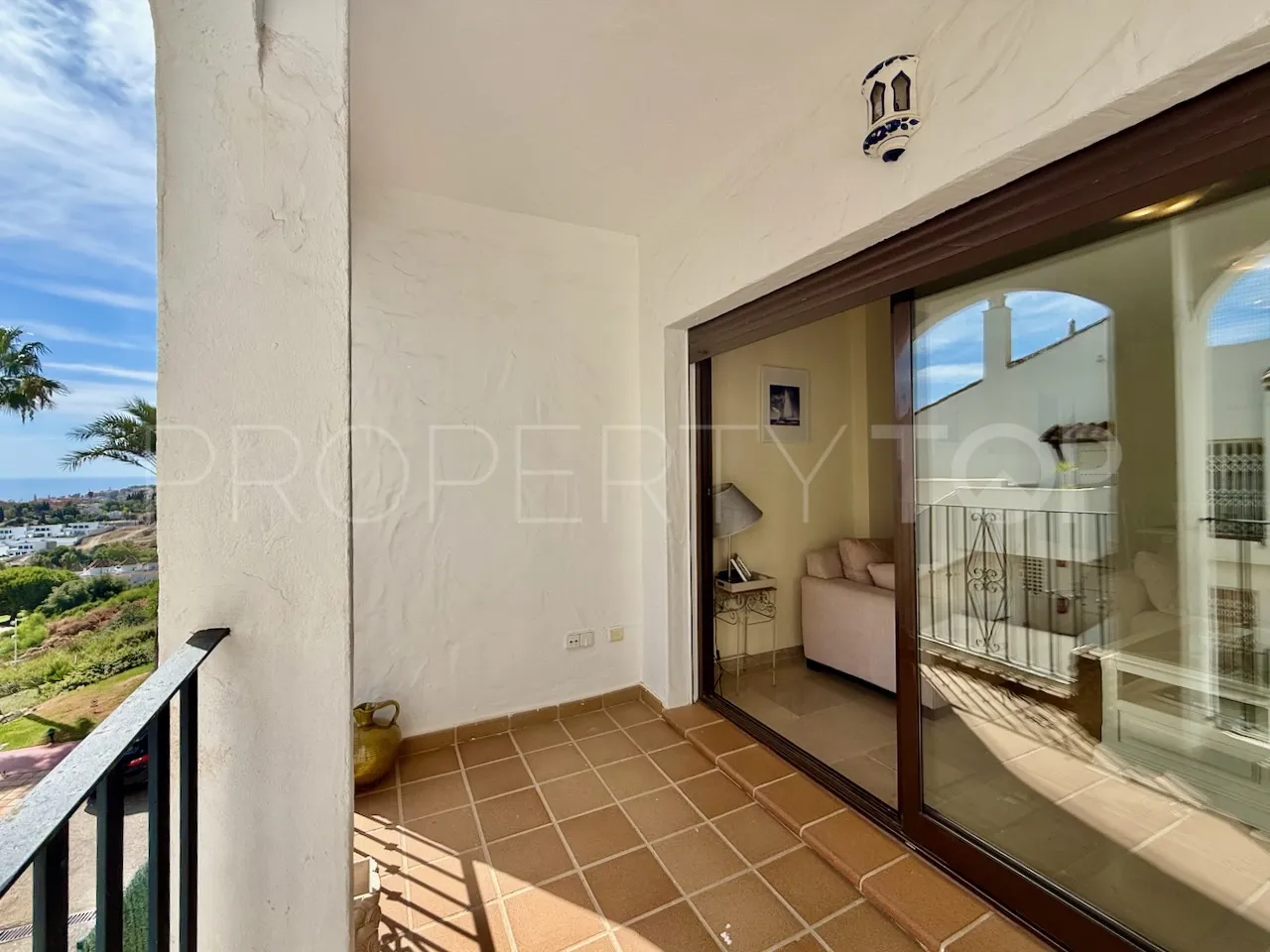 Apartamento en venta en La Duquesa