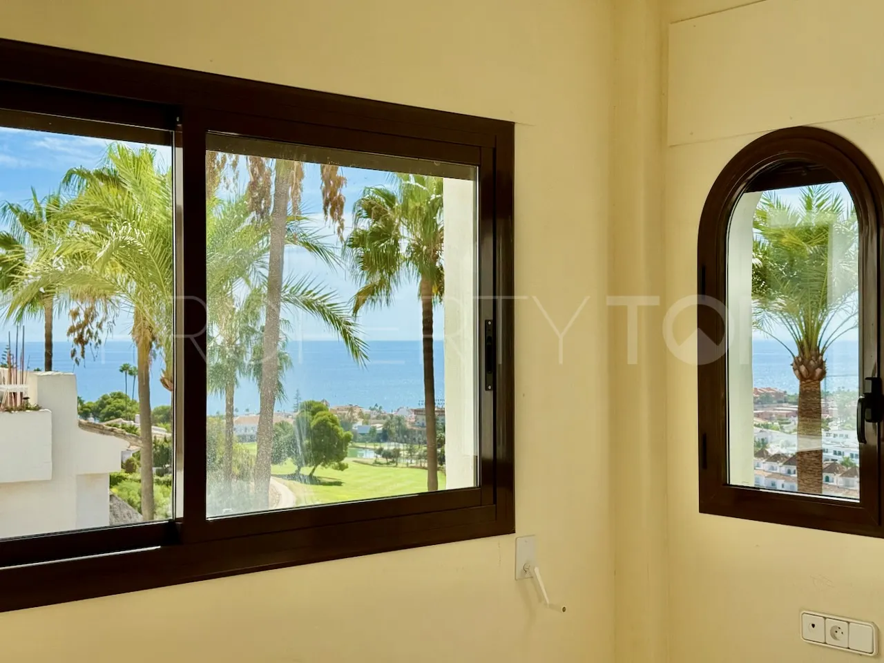 Apartamento en venta en La Duquesa