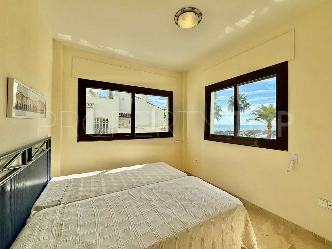 Apartamento en venta en La Duquesa
