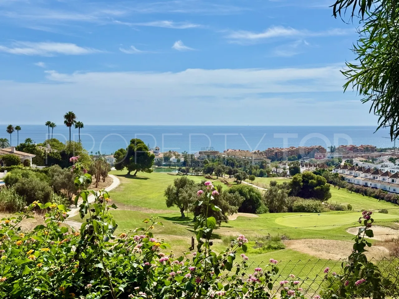 Apartamento en venta en La Duquesa