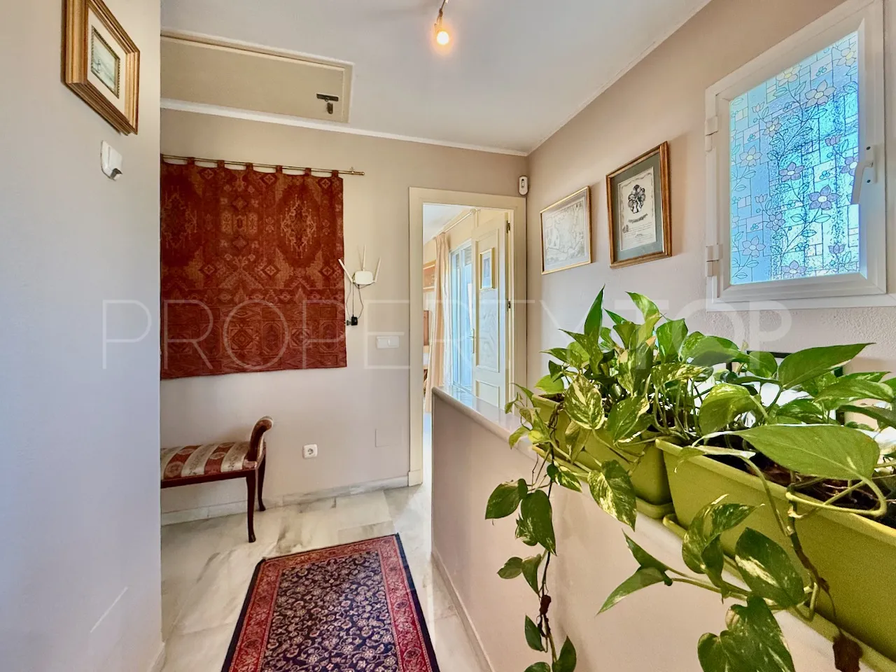 For sale La Duquesa semi detached villa with 4 bedrooms