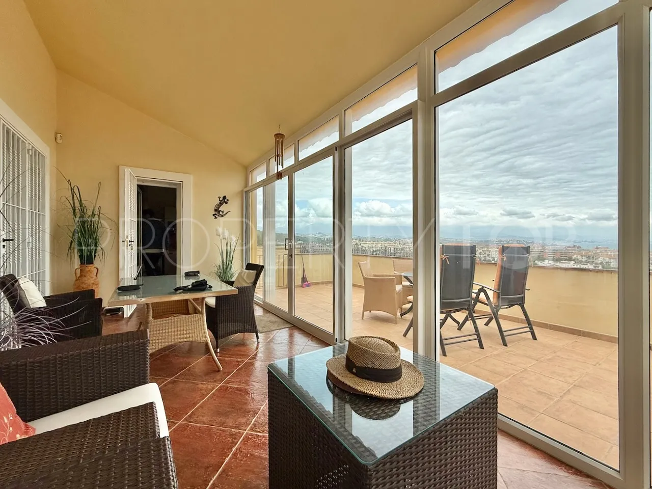Villa en venta en La Duquesa Golf