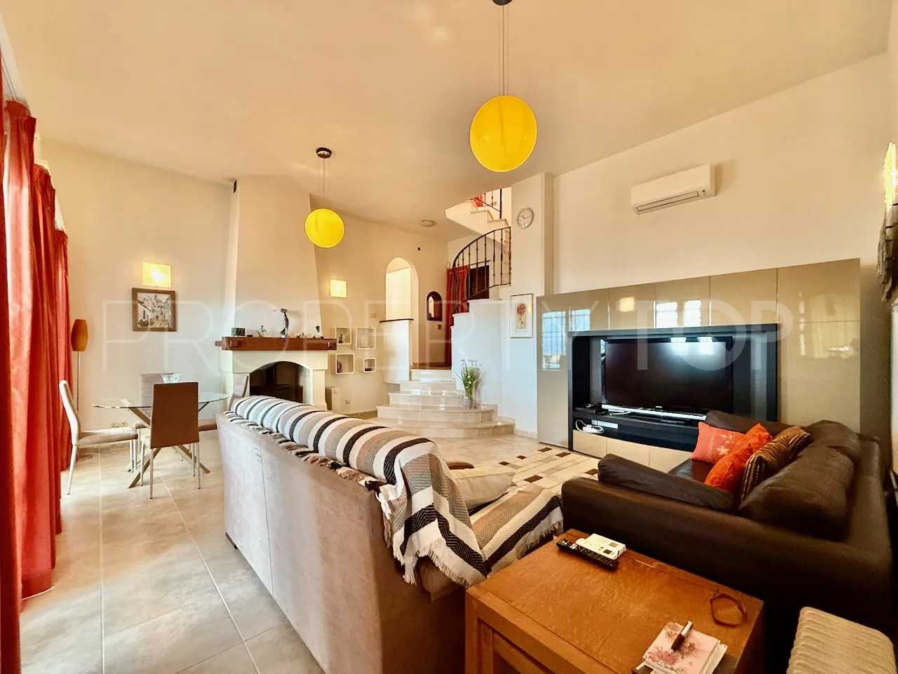 Villa en venta en La Duquesa Golf