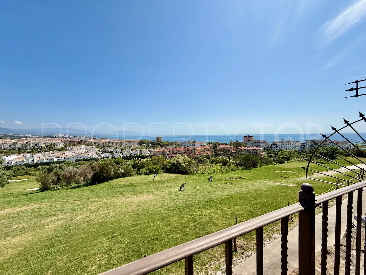 Villa en venta en La Duquesa Golf