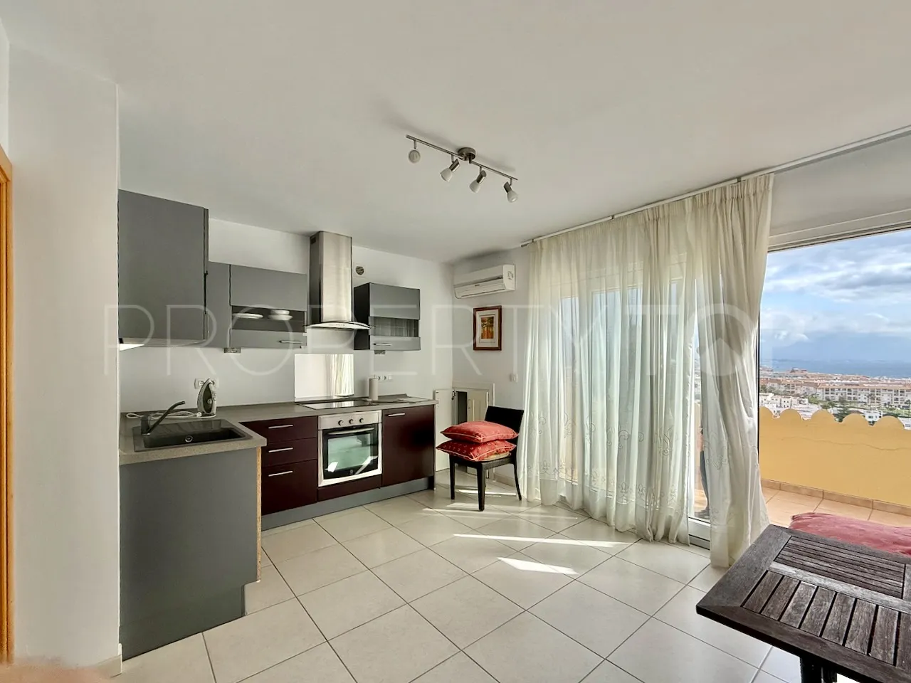 Villa en venta en La Duquesa Golf
