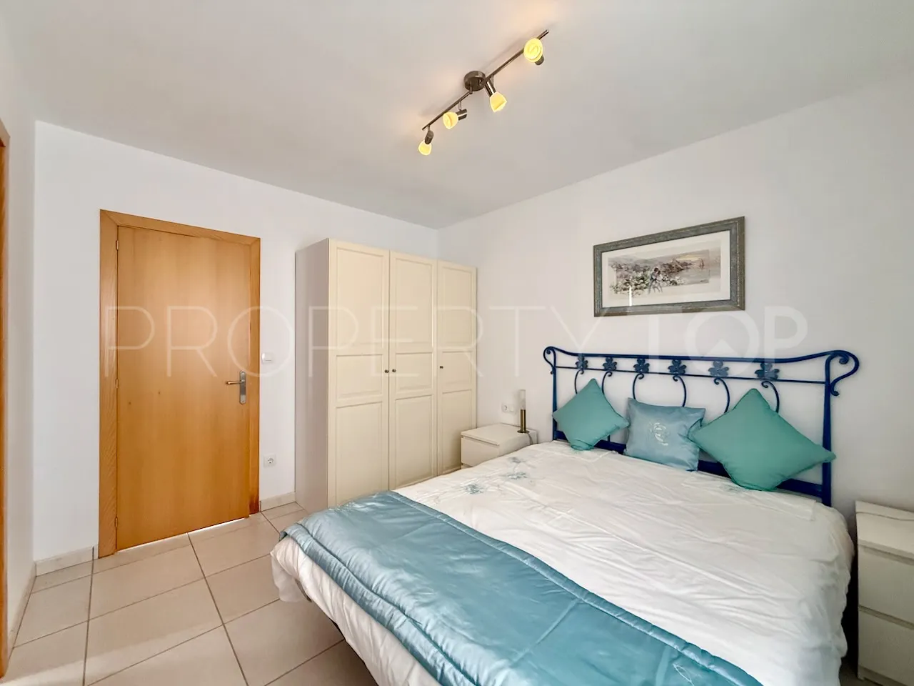 Villa en venta en La Duquesa Golf