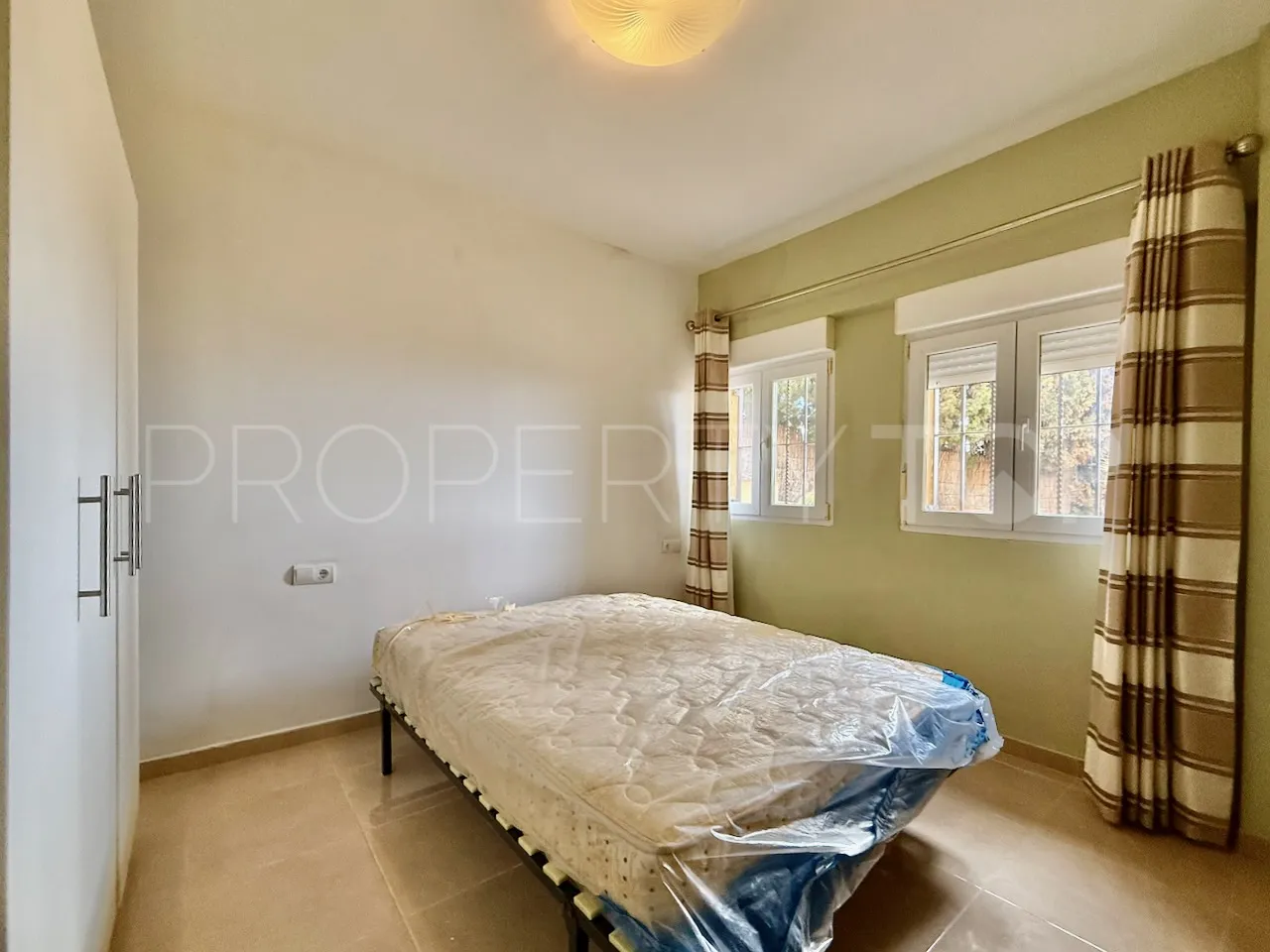 Villa en venta en La Duquesa Golf