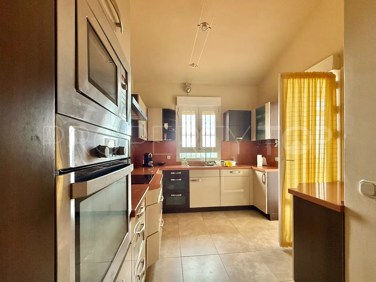 Villa en venta en La Duquesa Golf