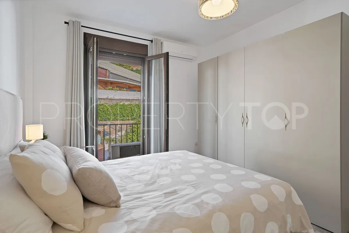 For sale penthouse in Benahavis with 2 bedrooms