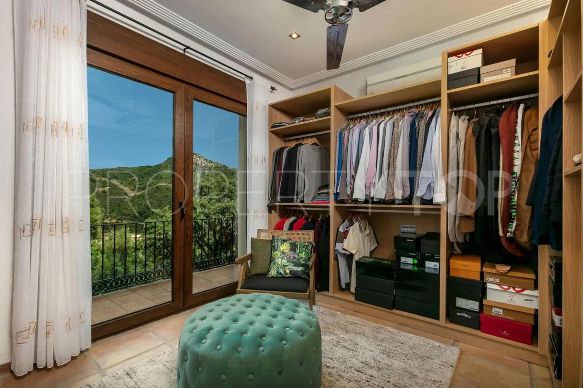 Benahavis, villa a la venta de 4 dormitorios