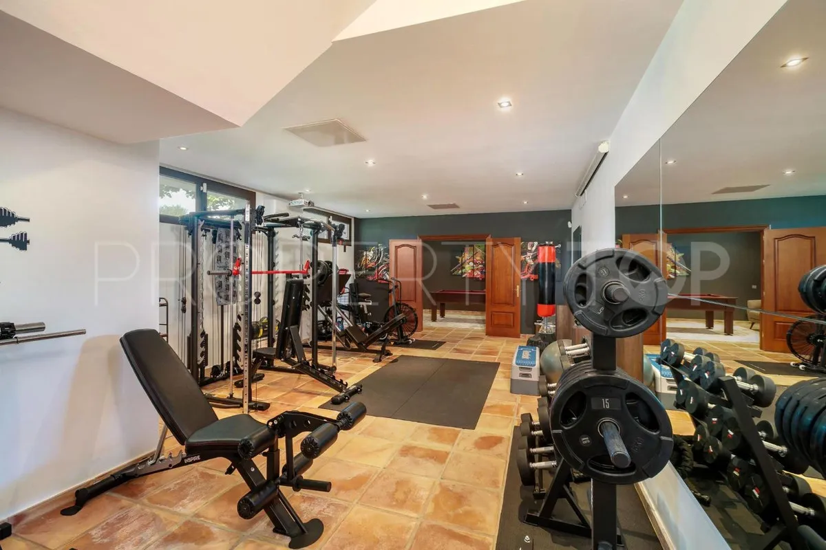 Benahavis, villa a la venta de 4 dormitorios