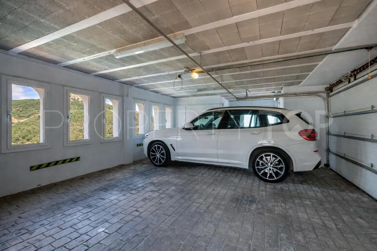 Benahavis, villa a la venta de 4 dormitorios