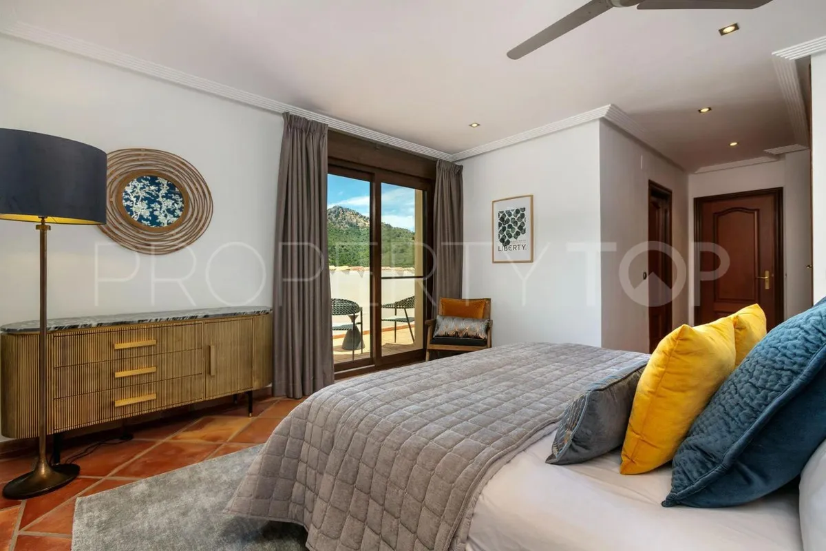 Benahavis, villa a la venta de 4 dormitorios