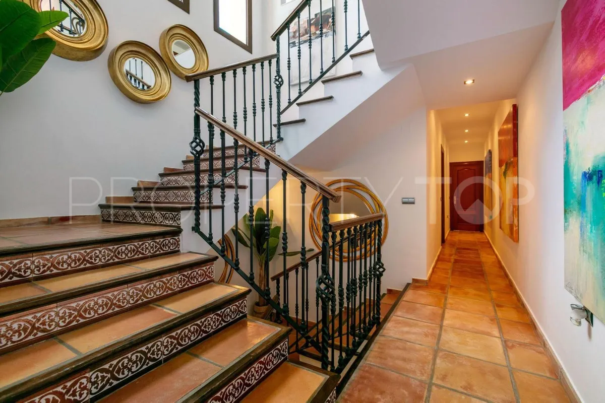 Benahavis, villa a la venta de 4 dormitorios