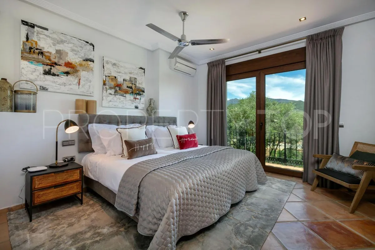 Benahavis, villa a la venta de 4 dormitorios