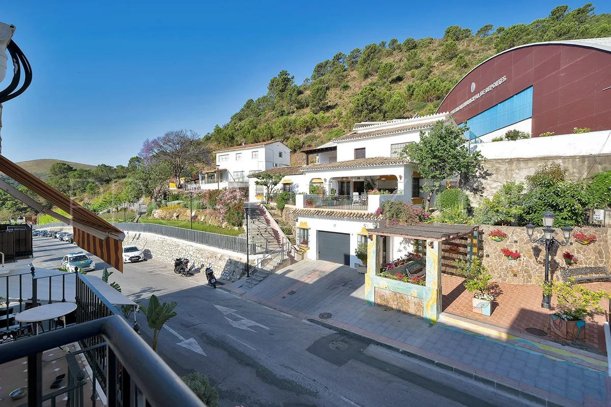 Ático en venta de 2 dormitorios en Benahavis