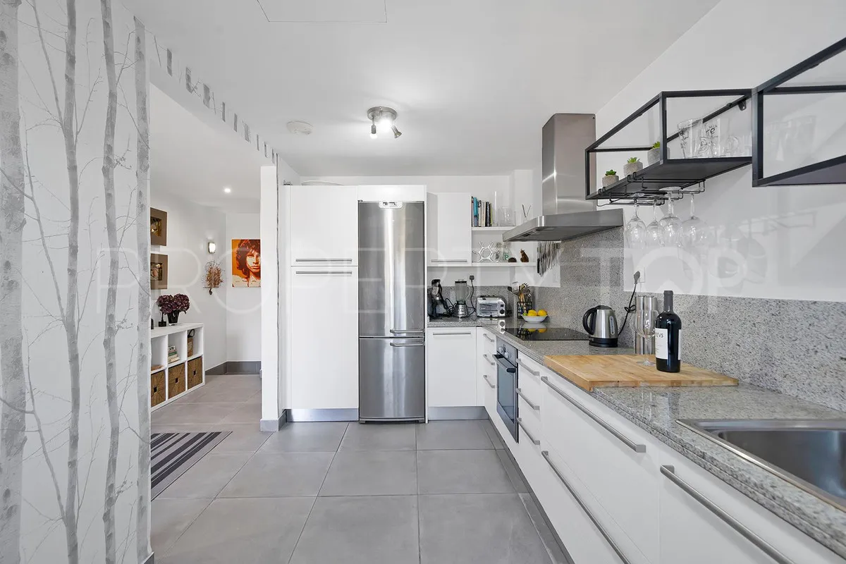 Benahavis 4 bedrooms town house for sale