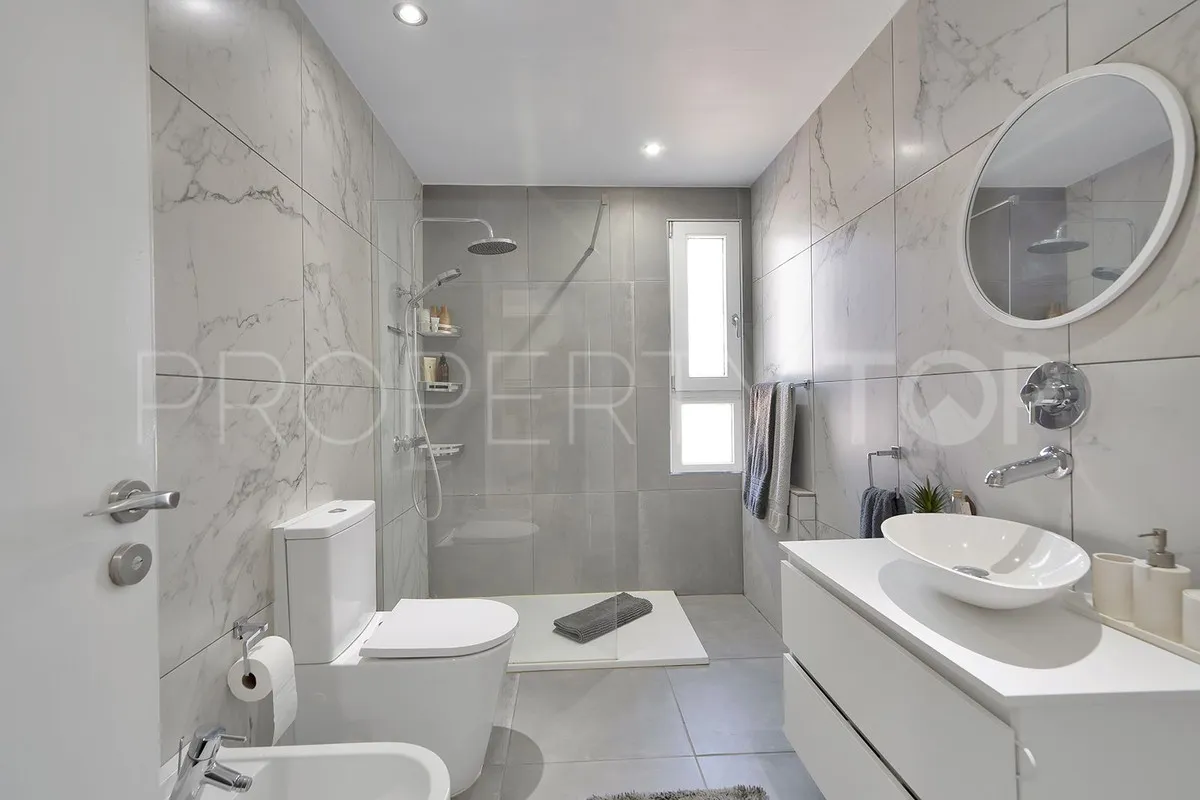 Benahavis 4 bedrooms town house for sale