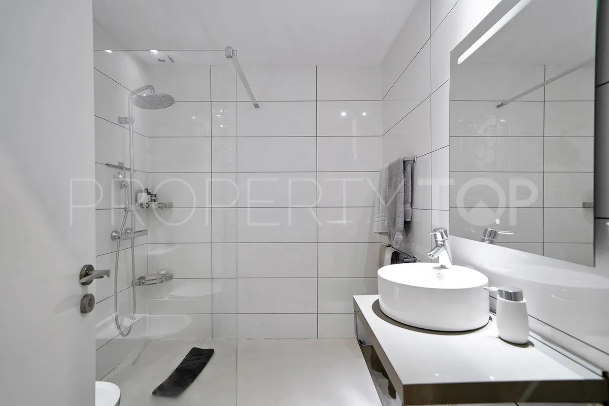 Benahavis 4 bedrooms town house for sale