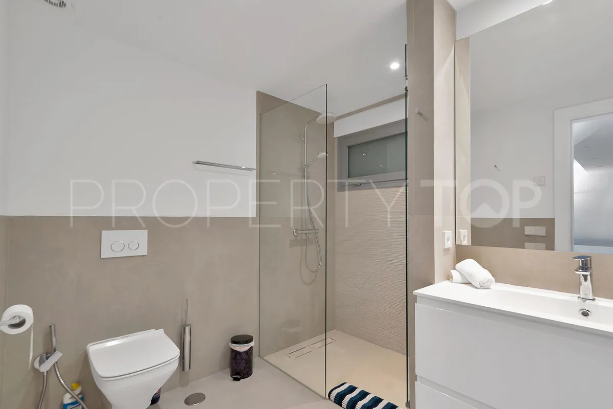 Nueva Andalucia, villa en venta de 4 dormitorios