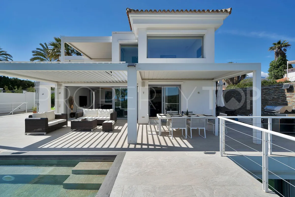 Nueva Andalucia, villa en venta de 4 dormitorios