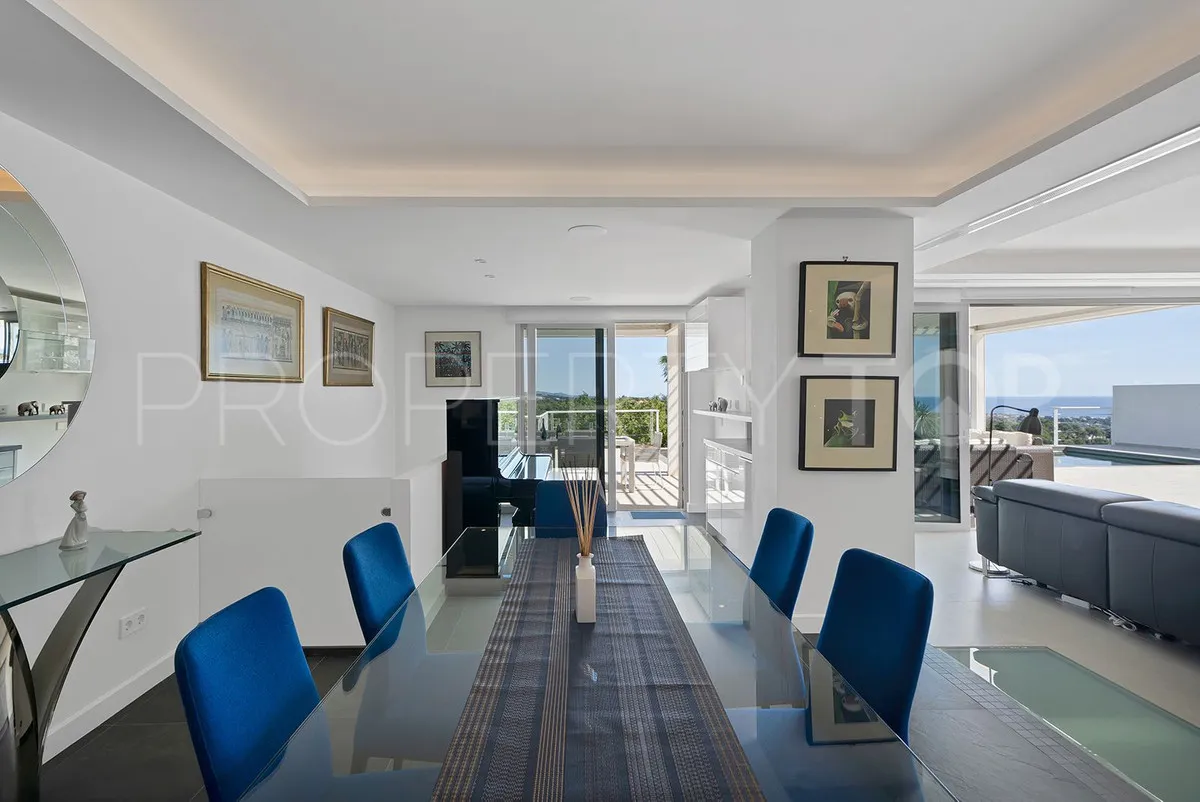 Nueva Andalucia, villa en venta de 4 dormitorios